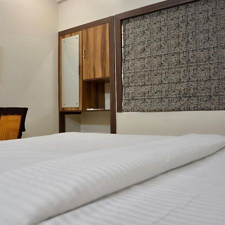 Hotel Royal Residency كولكاتا المظهر الخارجي الصورة