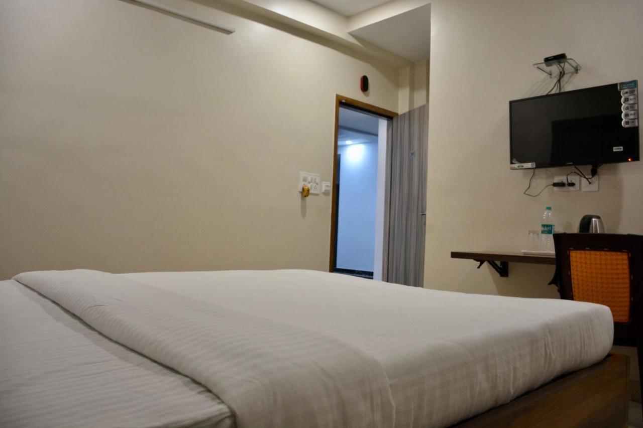 Hotel Royal Residency كولكاتا المظهر الخارجي الصورة